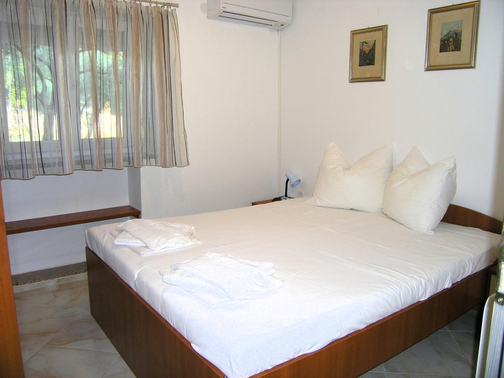 Apartment Martina Krk Town Extérieur photo