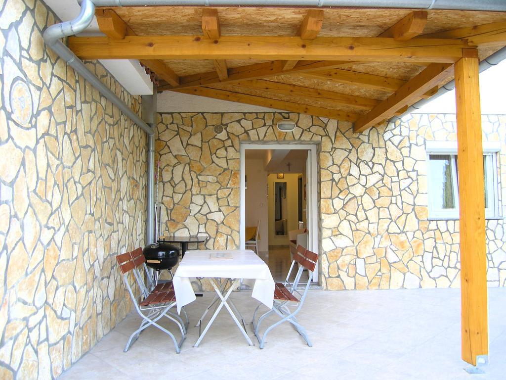 Apartment Martina Krk Town Extérieur photo